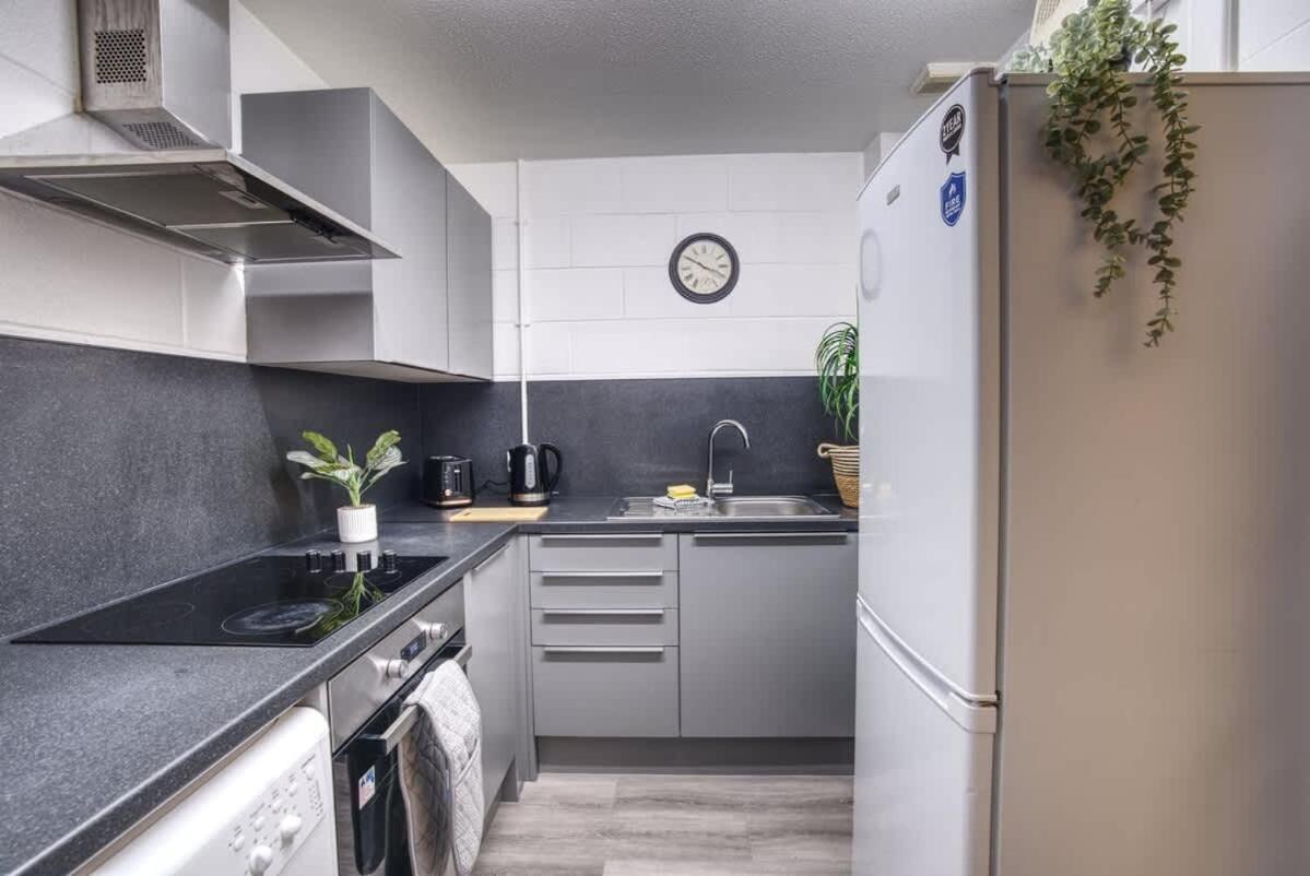 1Br City Centre Apt, Self Check In, Wifi, By Derbnb Sheffield Exterior photo